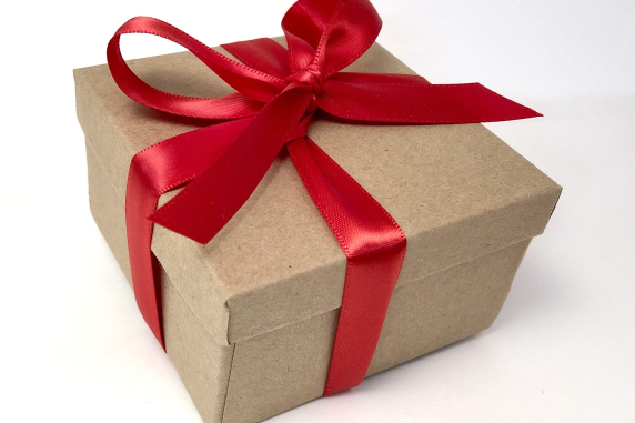 Red Bow on Gift Box for earrings